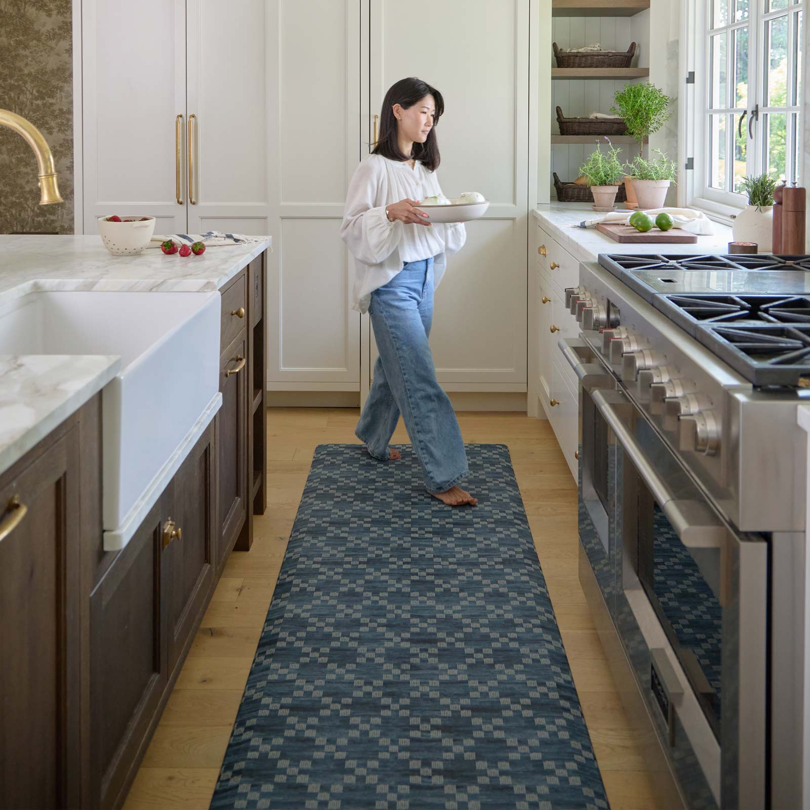 Nama Standing Mat | Sloan