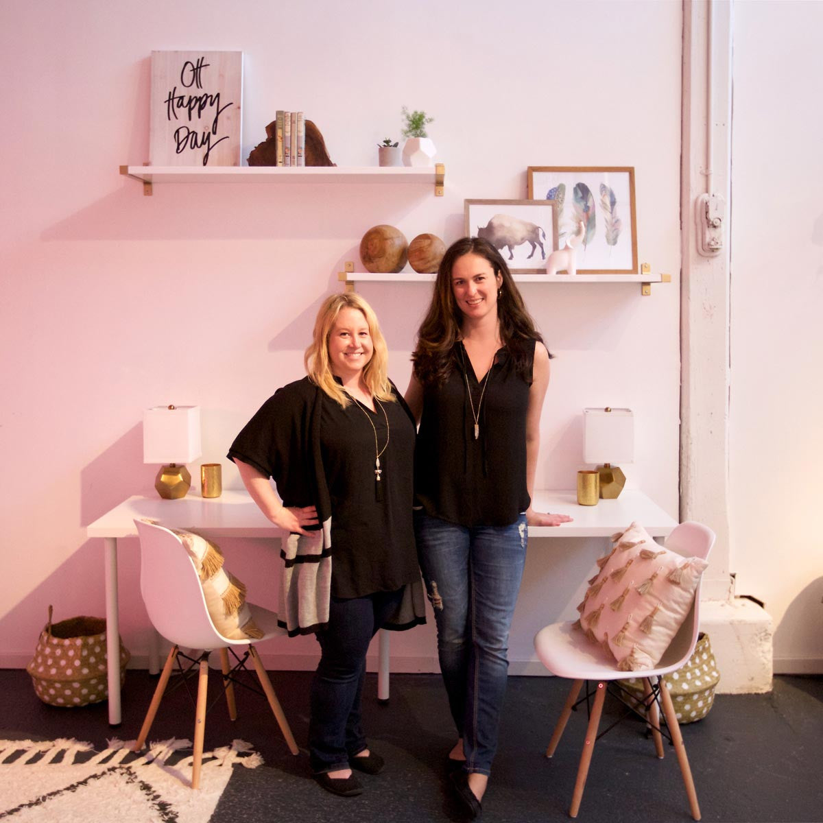 LN Spotlight: Meet the Gals of Curated Nest + Giveaway