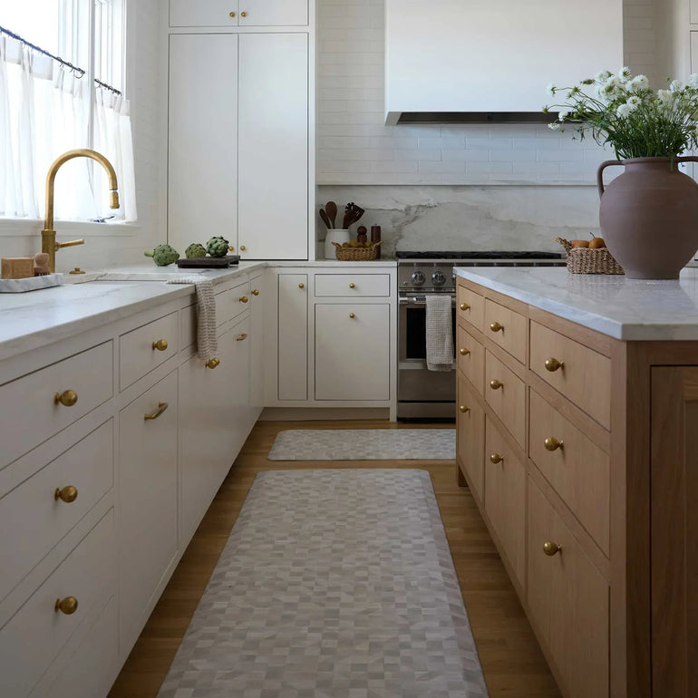 kitchen in the morning with anti fatigue kitchen mat