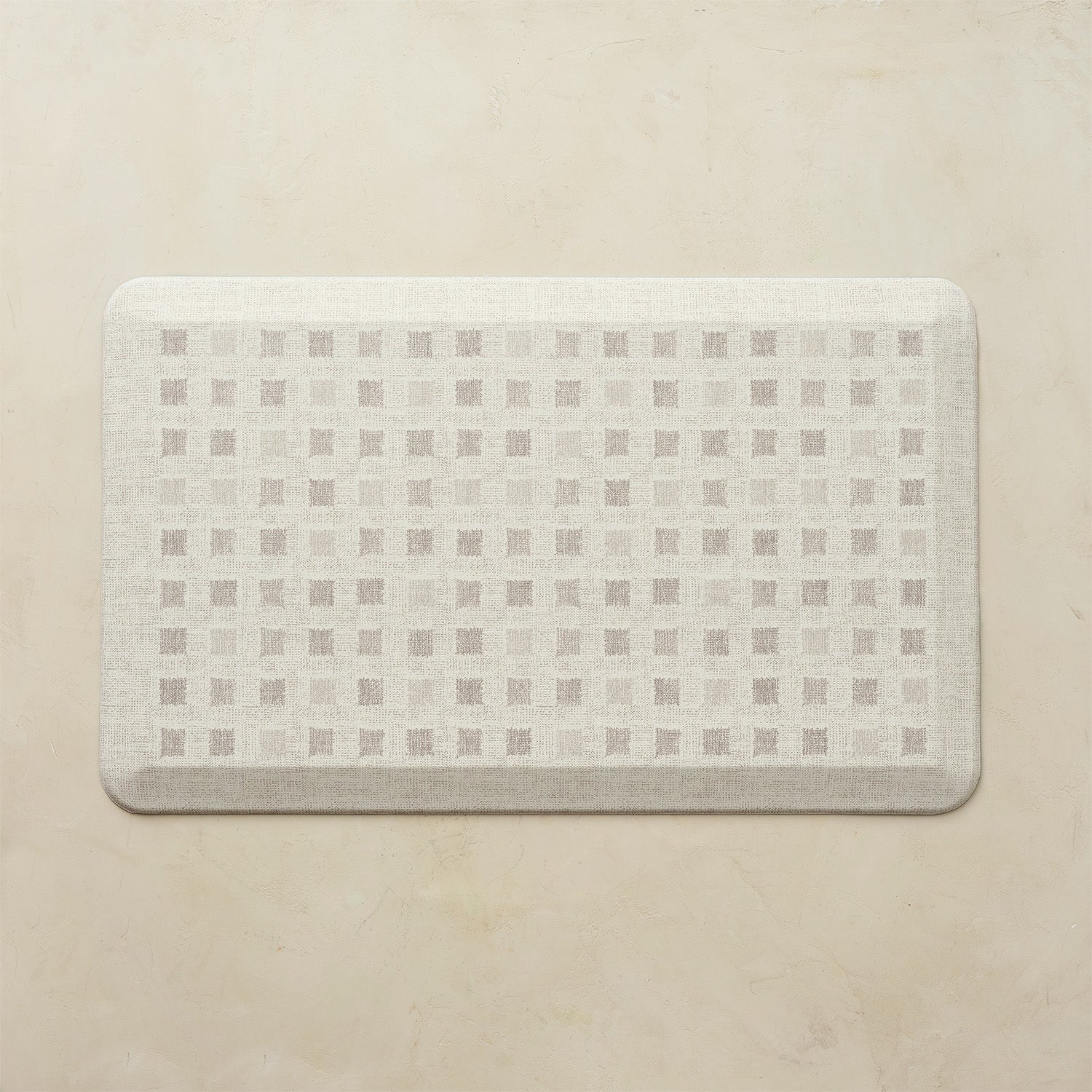 Nama Standing Mat | Levi - Levi in Buff / 22x36