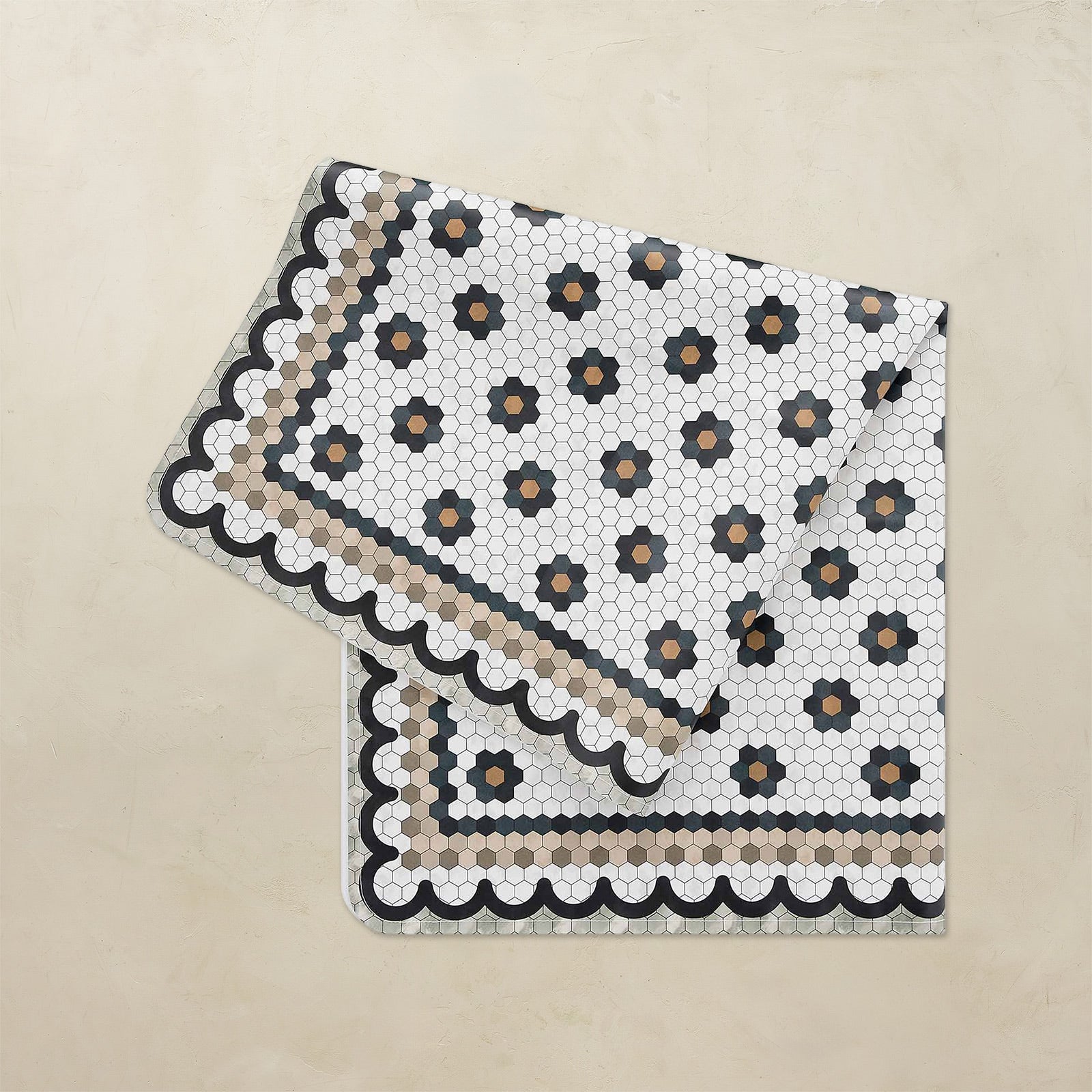 Anywhere Highchair Mat | Daisy