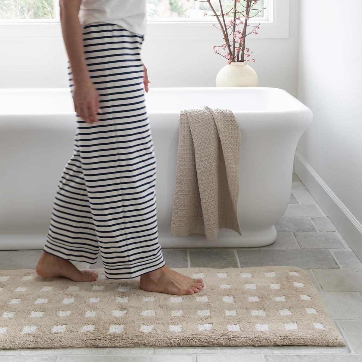 Instructions Mat Comfy Bath Mat | Levi – House of Noa