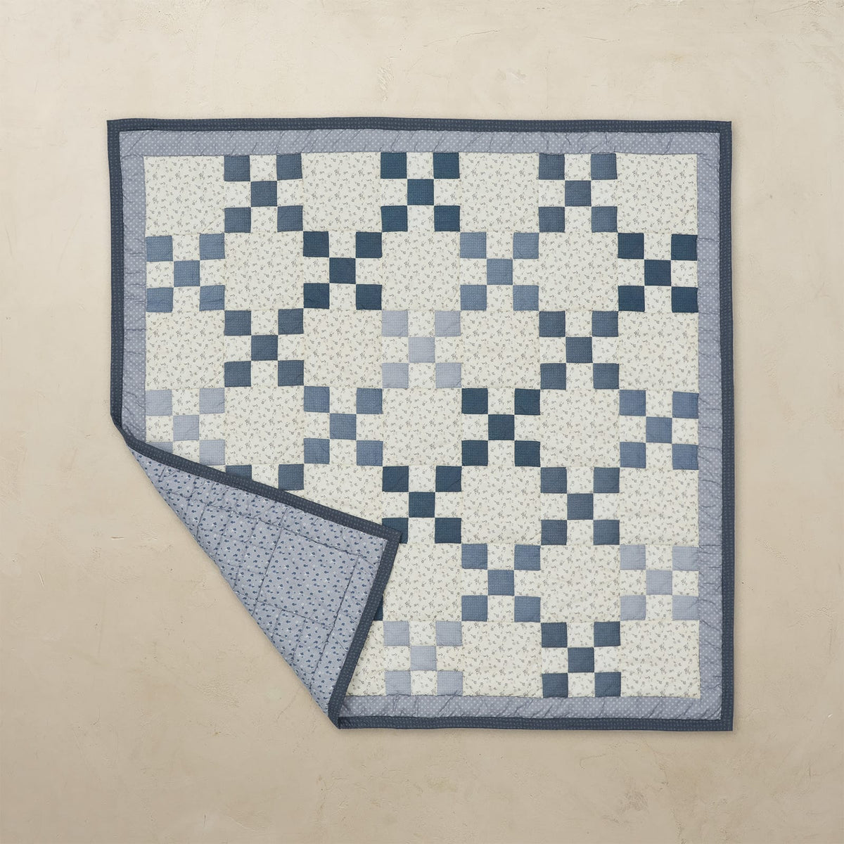 Quilt | Irish Chain - Winter