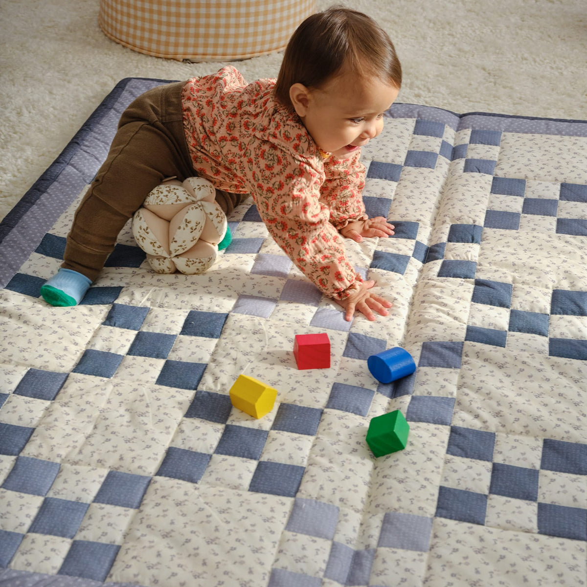 Quilted Mat | Irish Chain - Winter