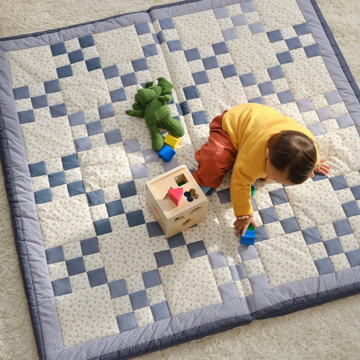 Quilted Mat | Irish Chain - Winter