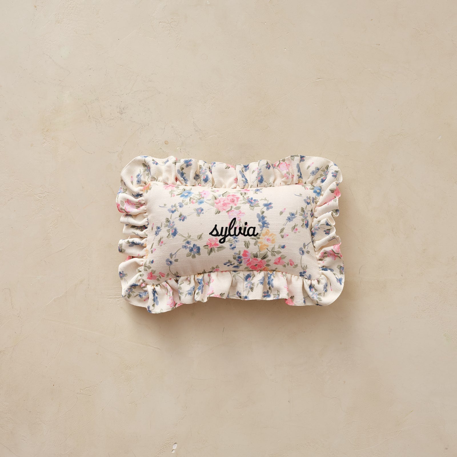 Mini Ruffle Pillow | Ellie