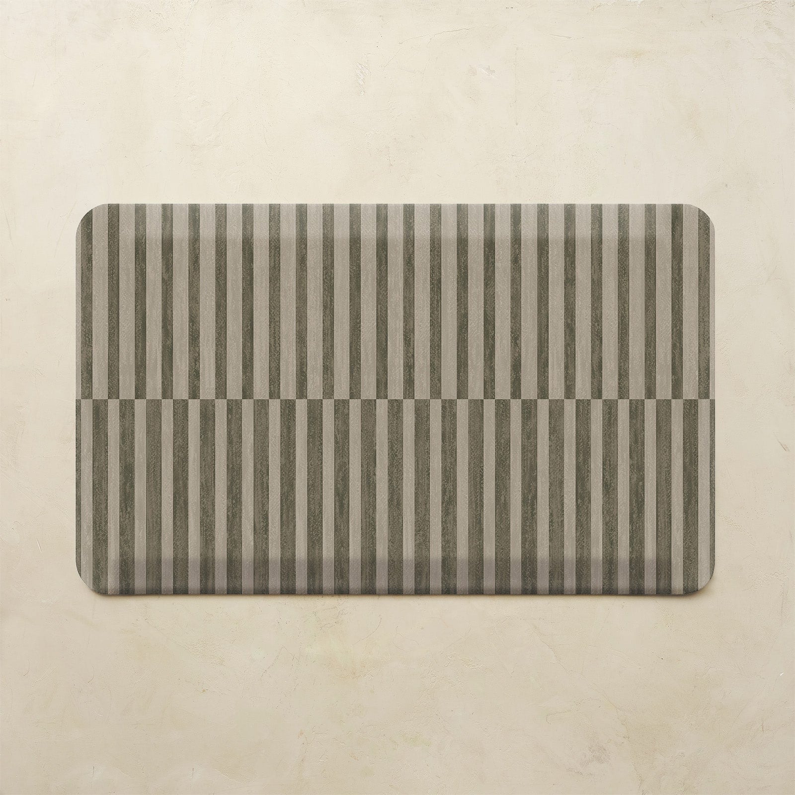Rectangular mat with horizontal striped pattern on a beige background