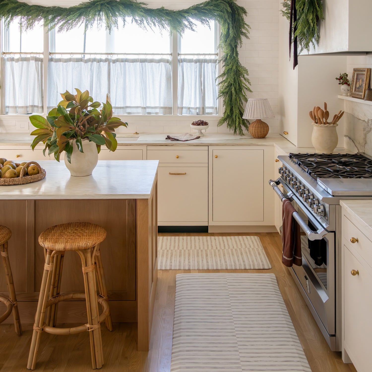 Nama Standing Mat | Reese