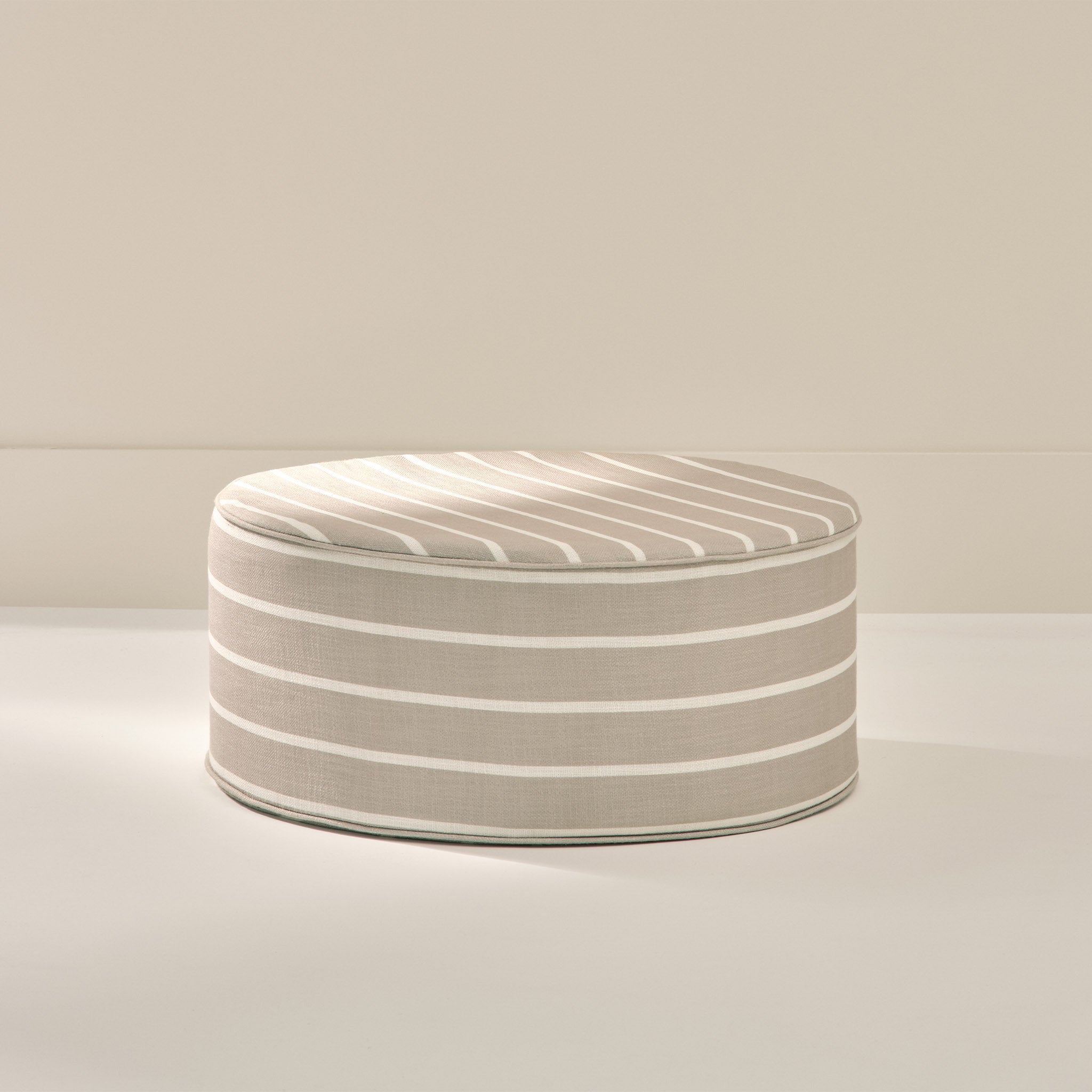 Ottoman | Billie