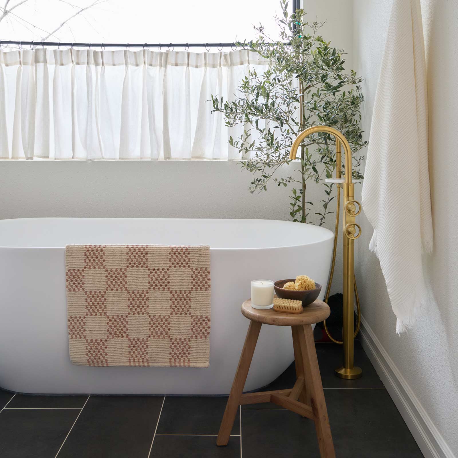 Comfy Bath Mat | Checks