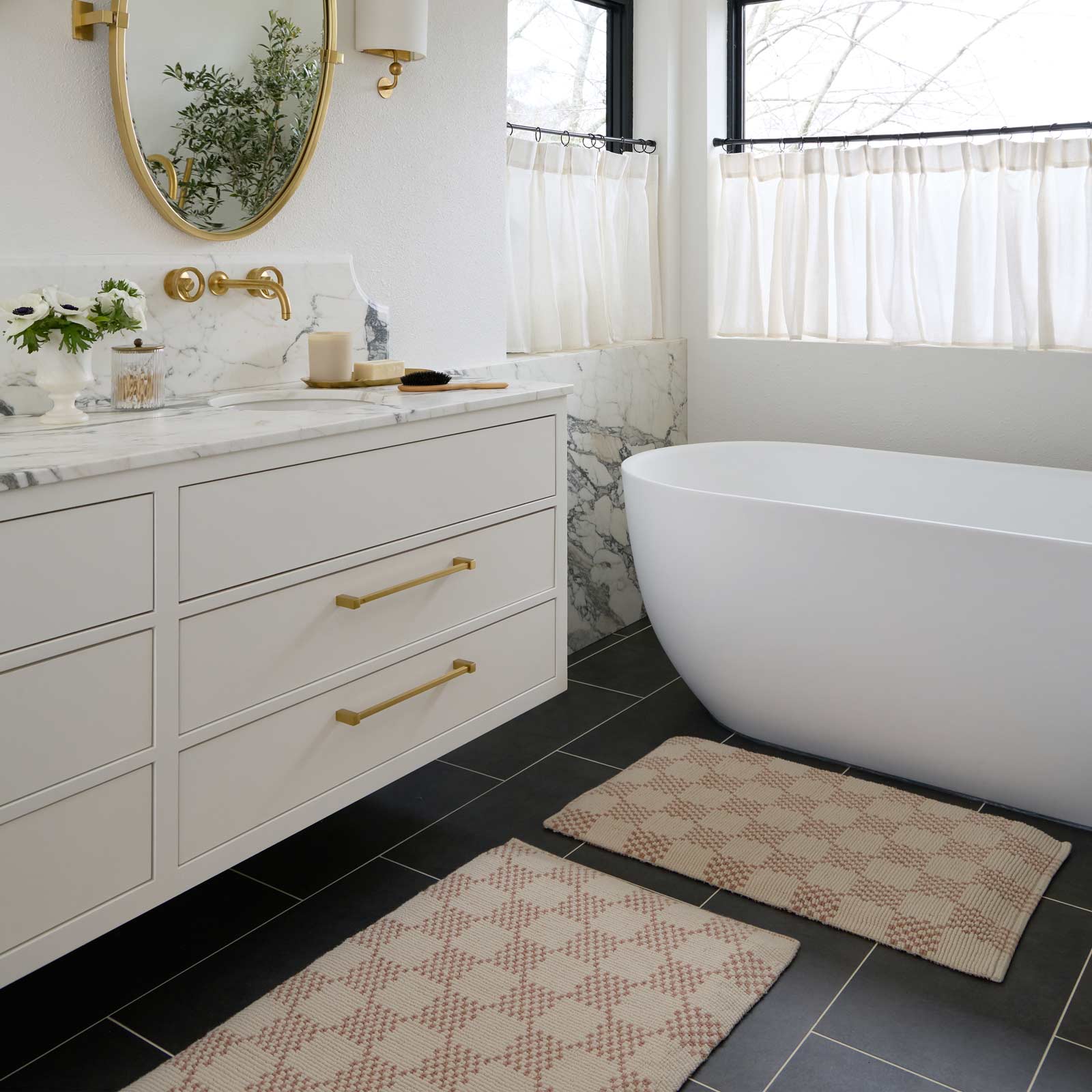 Comfy Bath Mat | Checks