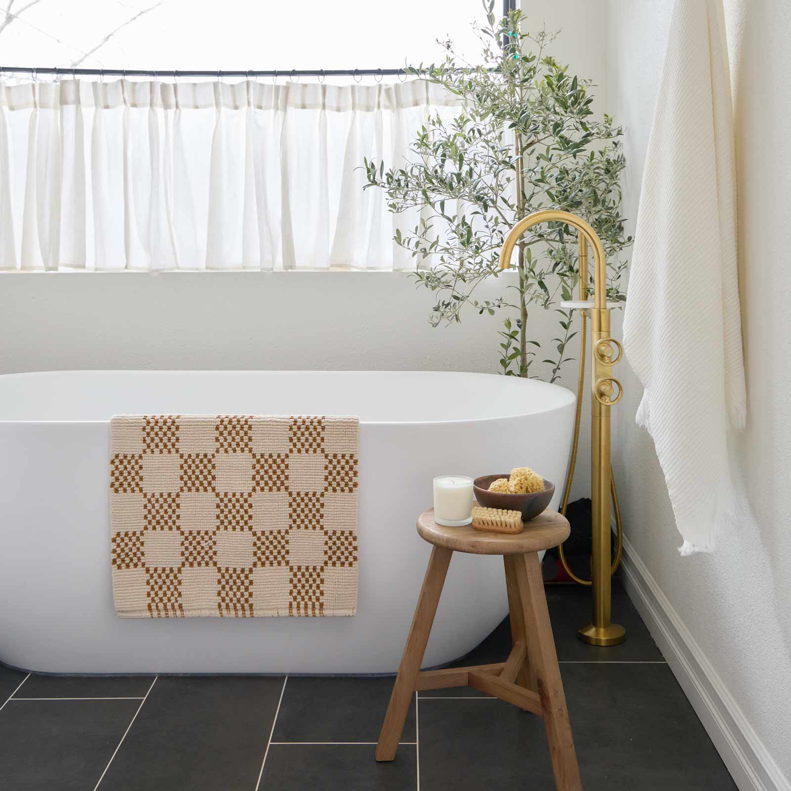 Comfy Bath Mat | Checks