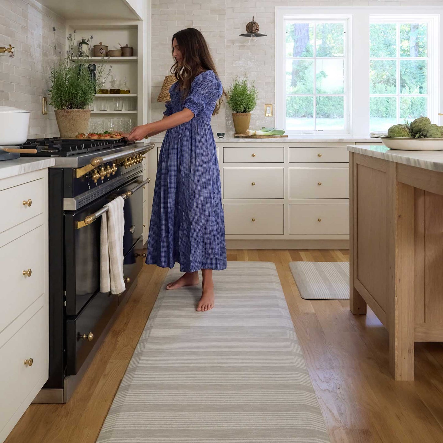 Nama Standing Mat | Abbott