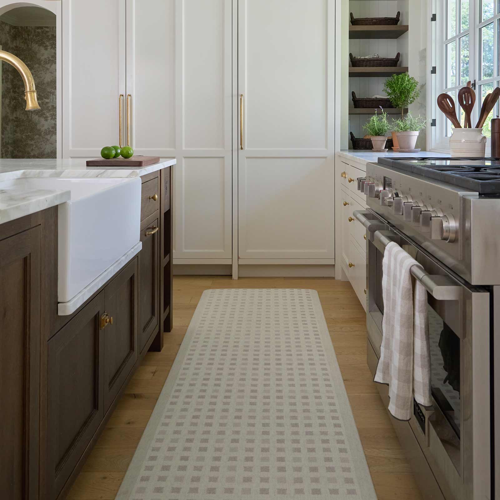 Nama Standing Mat | Levi