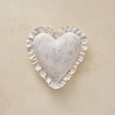 Heart Ruffle Pillow | Kit