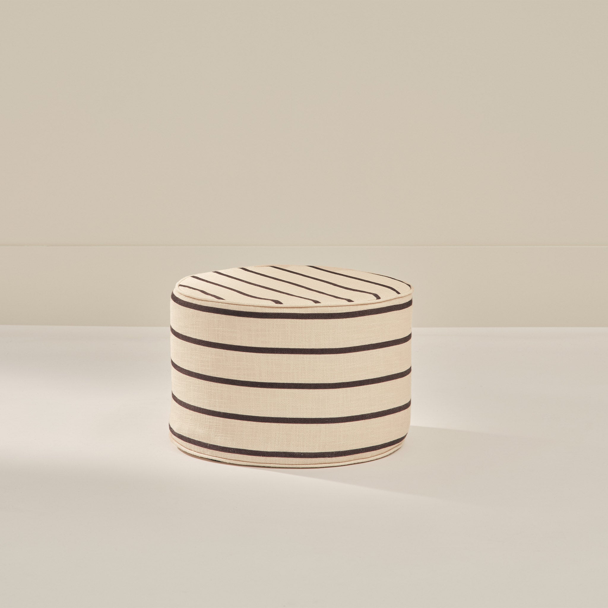 Ottoman | Billie